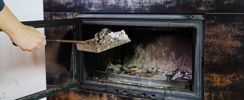 Fireplace Interior Sweeping in Sainte Therese, QC