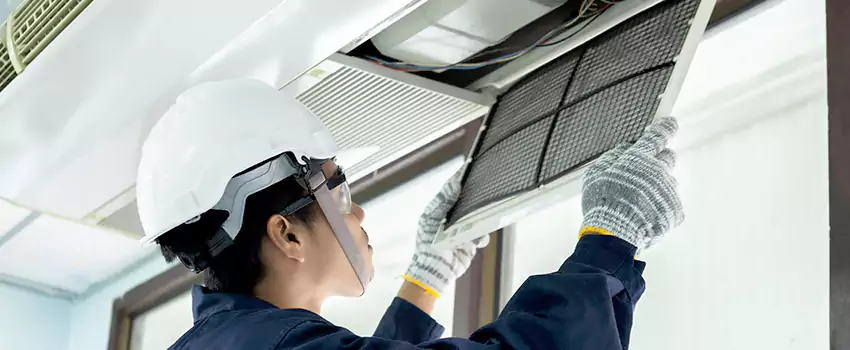 Signs of Clogged Air Ducts in Sainte Therese, QC